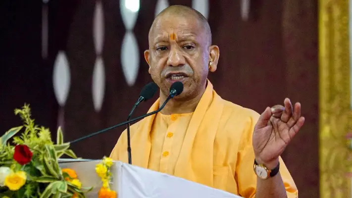 UP News: जनादेश से निकलता है लोकतंत्र में सत्ता का मार्ग..., सीएम योगी का विपक्ष पर करारा प्रहार